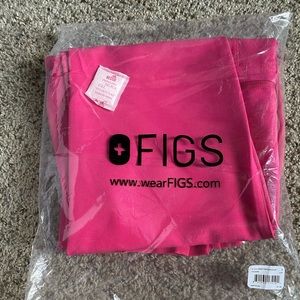 Limited Edition; Shocking Pink Yola Figs!!